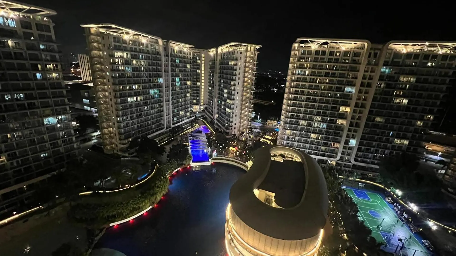 Rio East Tower - Azure Urban Resort Manila Philippines