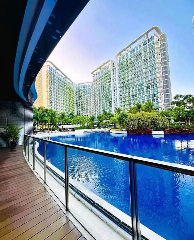 Rio East Tower - Azure Urban Resort Manila
